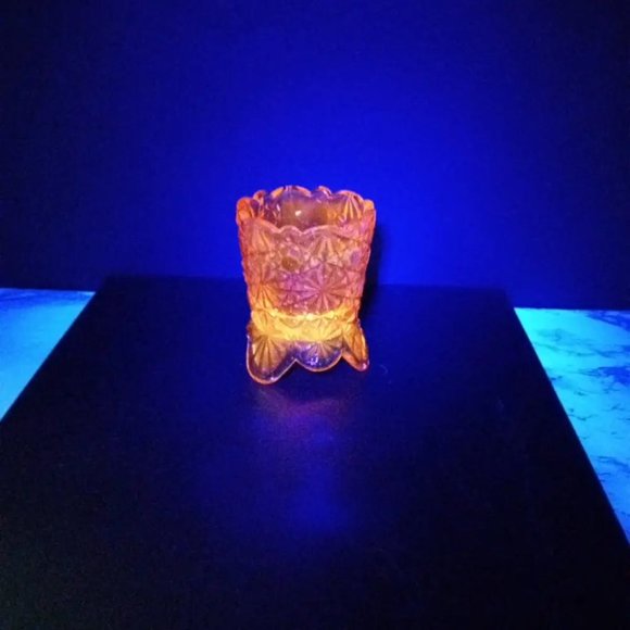 Degenhart Glass Daisy & Button Toothpick Trinket Paperweight Vtg - Picture 9 of 9